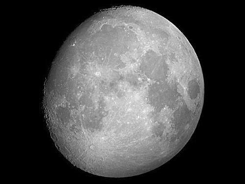 waxing gibbous moon